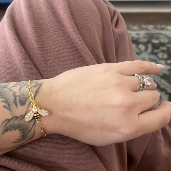 Neiman Marcus 18K Gold Plated Bee Cable Chain Bracelet - Picture 1 of 6